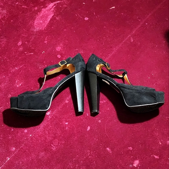 Bamboo Black High Heel Shoes 👠 - Picture 9 of 11